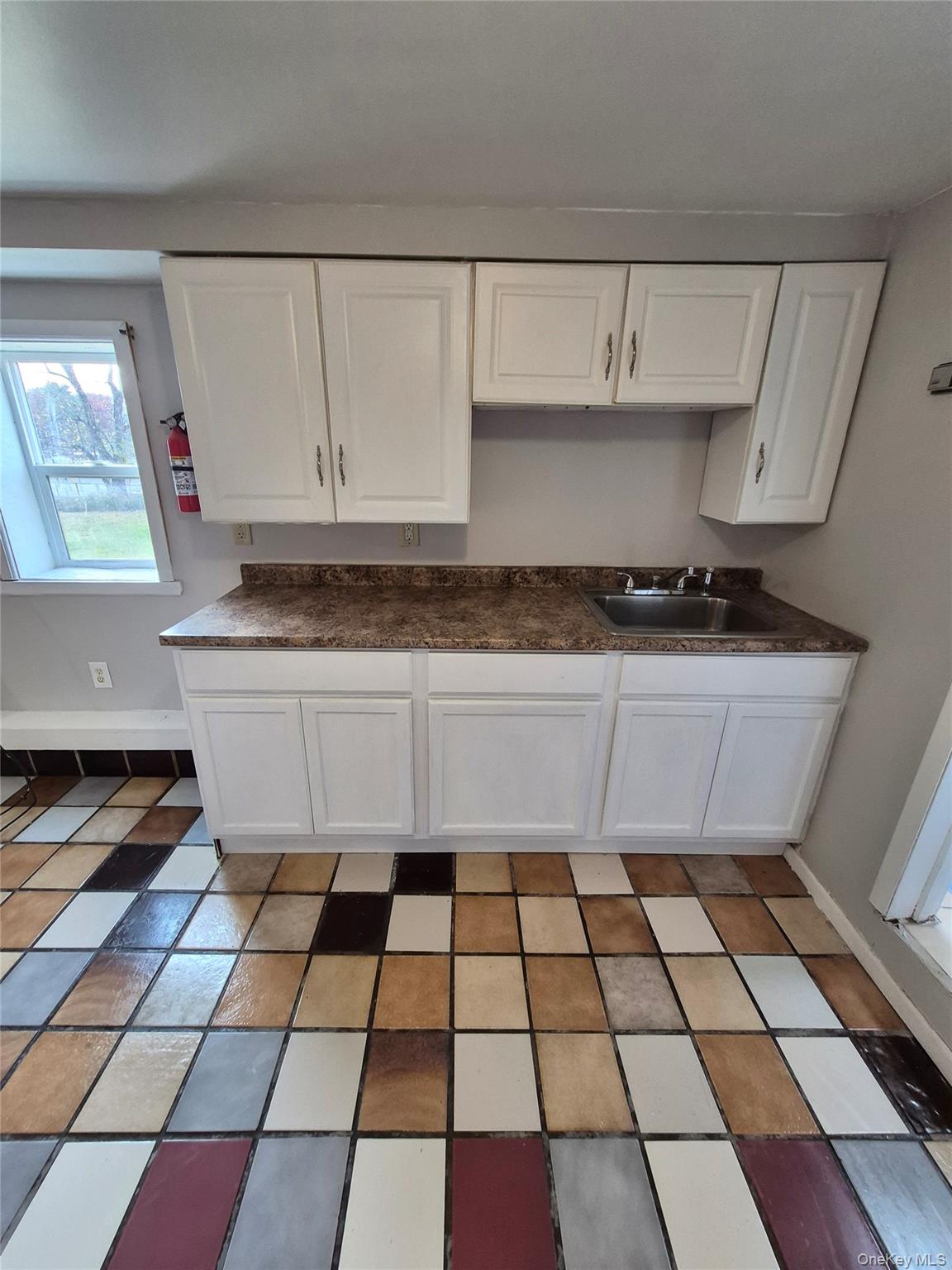 #4 photo, 2071 Ulster Avenue, Lake Katrine , NY 12449