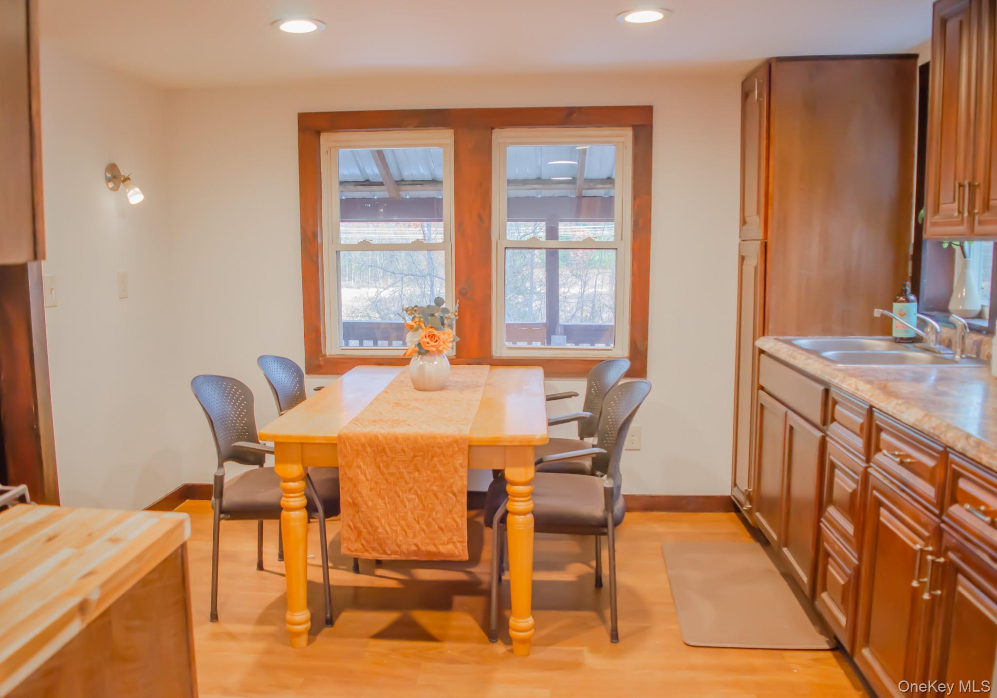 #9 photo, 10037 9W Route, Athens , NY 12015