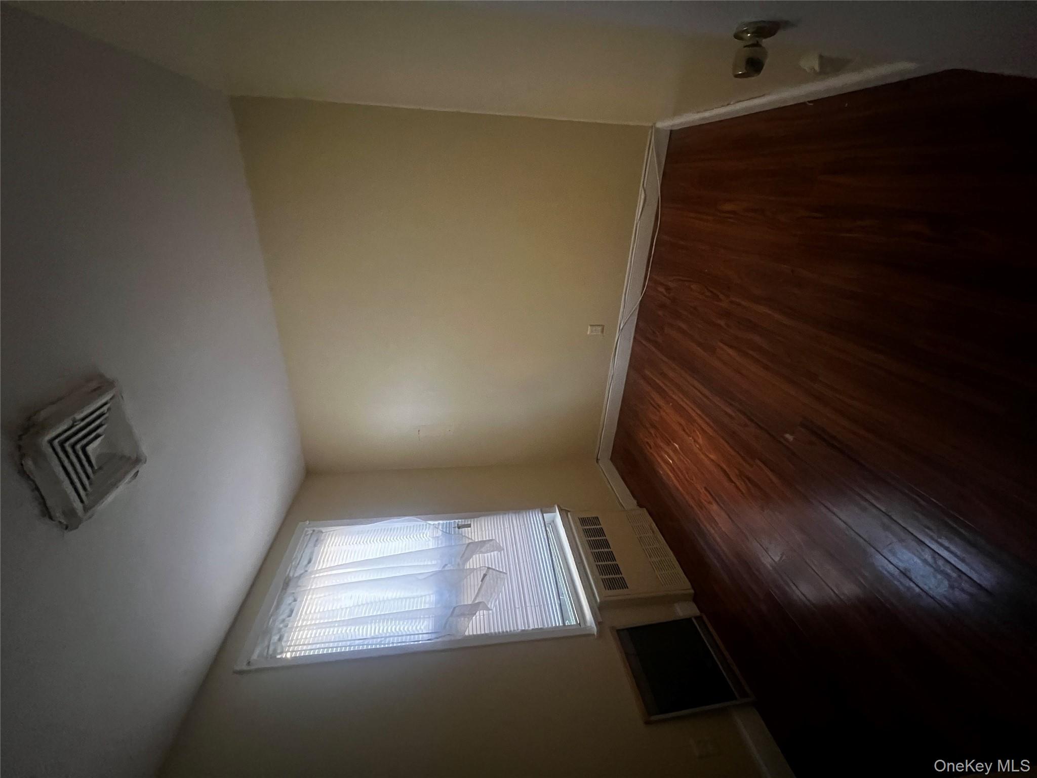 #20 photo, 6938 Myrtle, Glendale , NY 11385