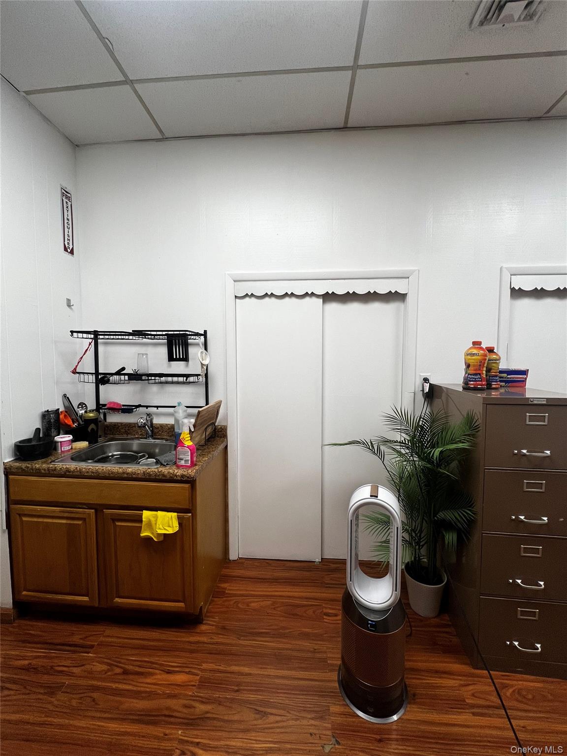 #8 photo, 6938 Myrtle, Glendale , NY 11385