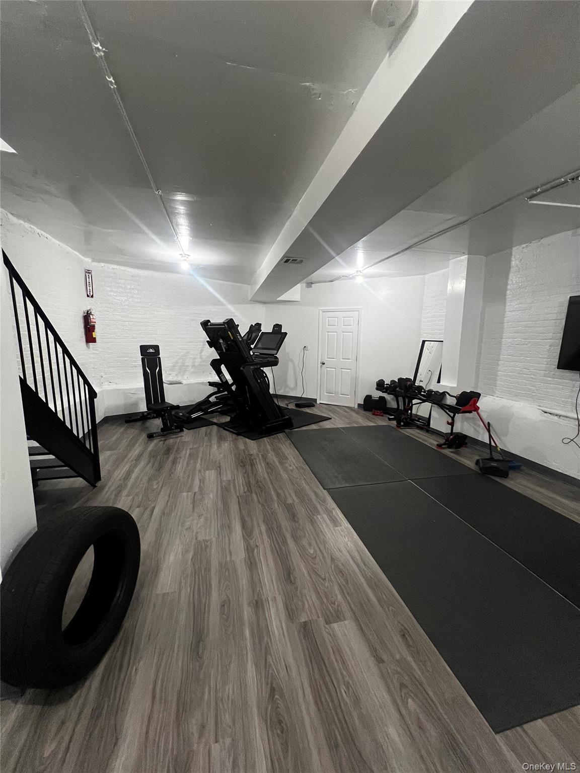 #9 photo, 6938 Myrtle, Glendale , NY 11385