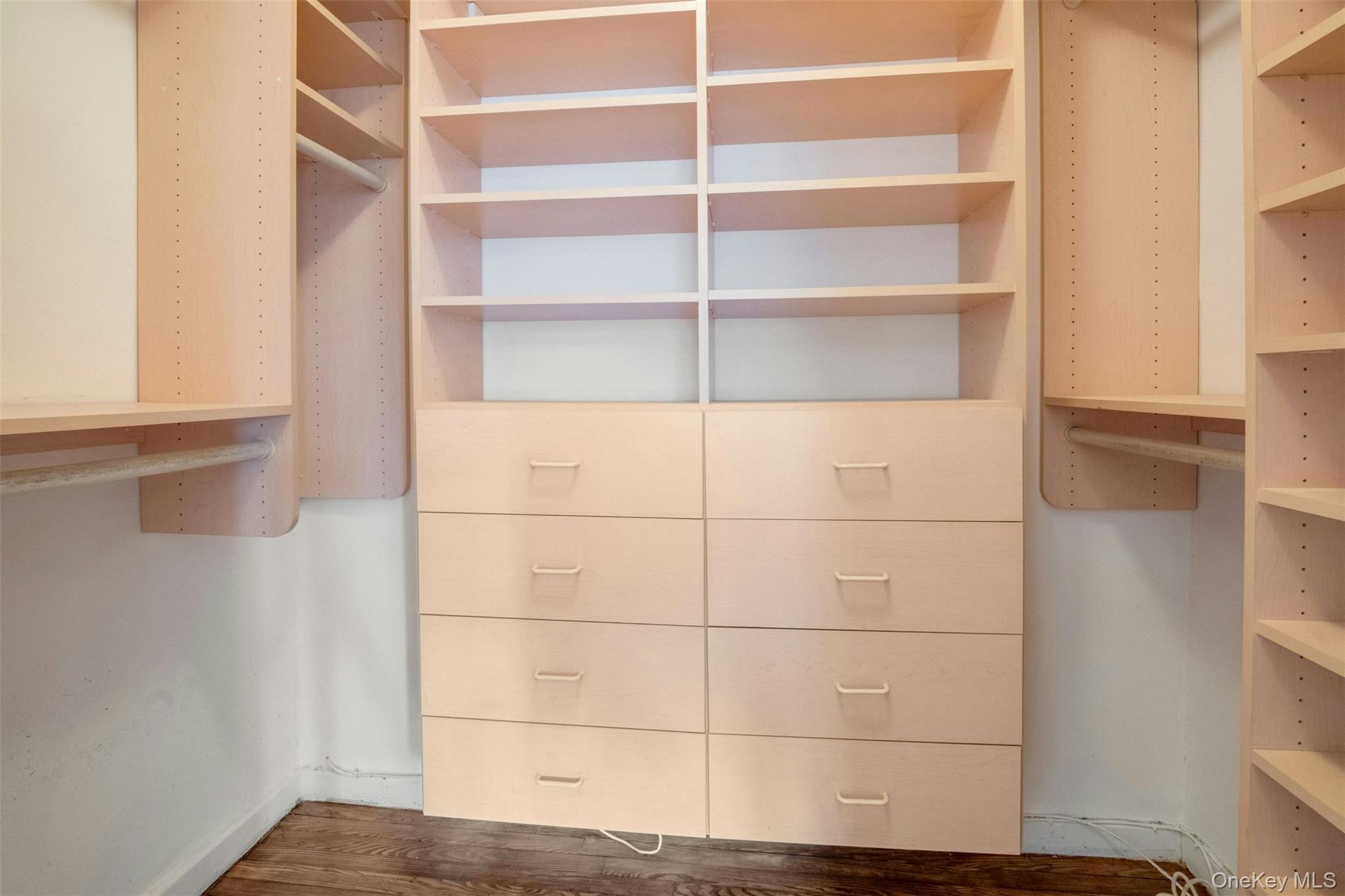 #14 photo, 4810 Boston Post Road, Pelham , NY 10803