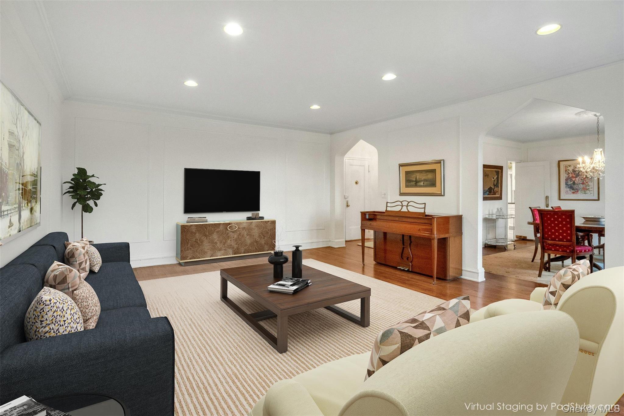 #4 photo, 4810 Boston Post Road, Pelham , NY 10803