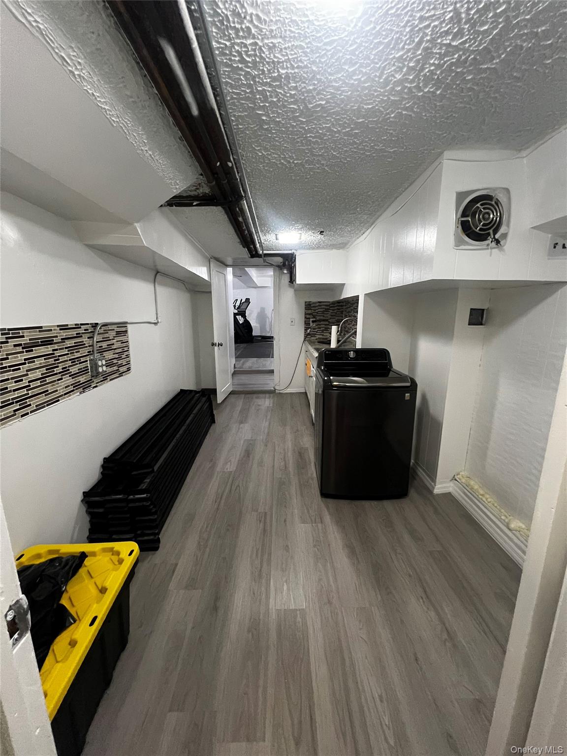 #10 photo, 6938 Myrtle Avenue, Glendale , NY 11385