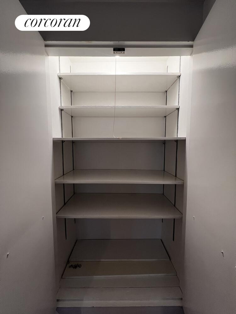 #7 photo, Brooklyn, Brooklyn Heights , NY 11201