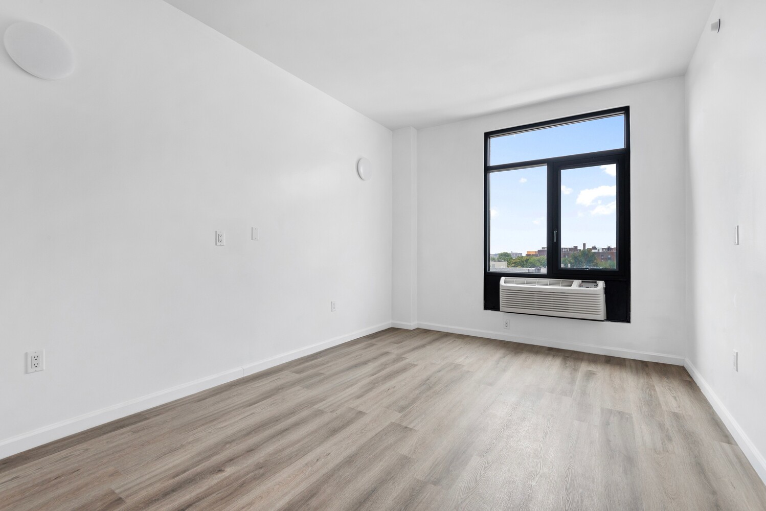 #6 photo, Brooklyn, Borough Park , NY 11219