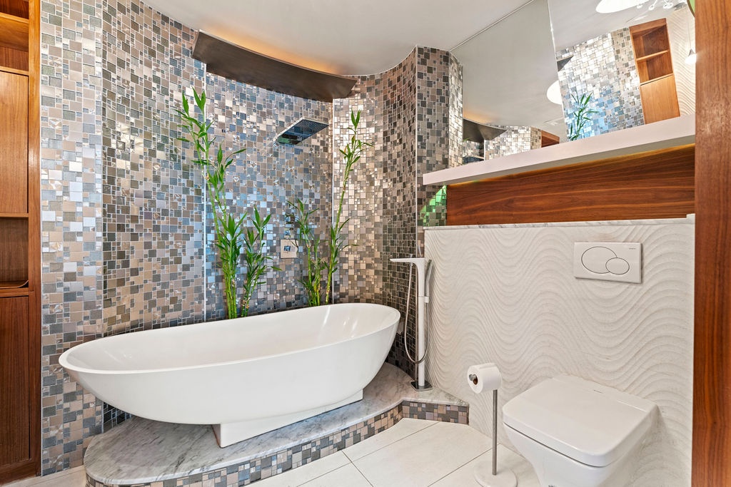 #12 photo, 301 W 57th Street, Clinton , NY 10019