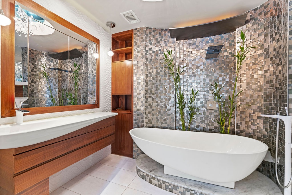 #13 photo, 301 W 57th Street, Clinton , NY 10019