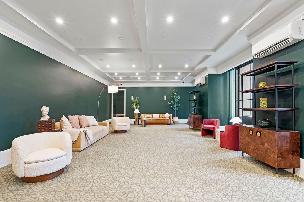 #17 photo, 301 W 57th Street, Clinton , NY 10019