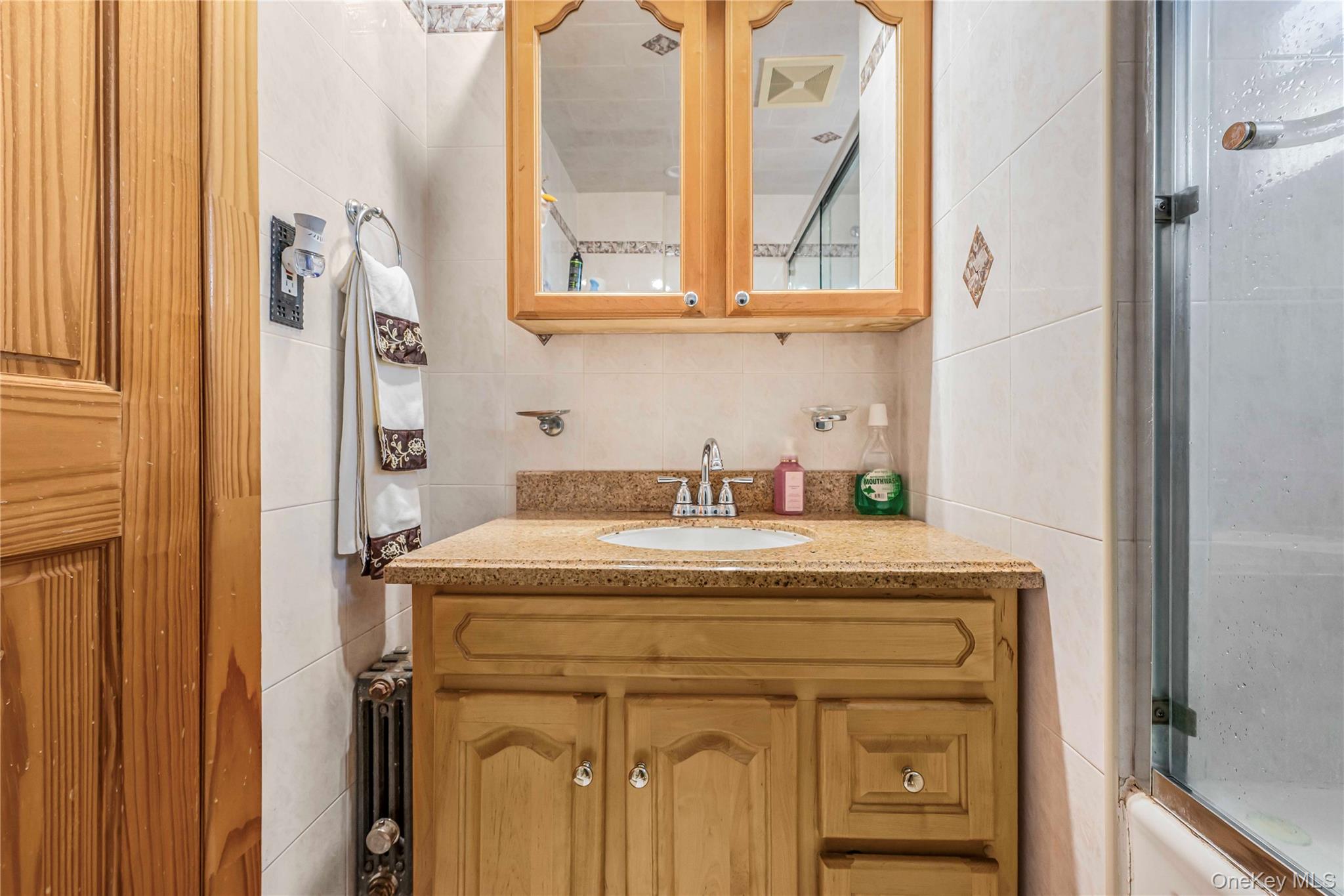 #16 photo, 130-10 121st Street, كوينز South Ozone Park , NY 11420