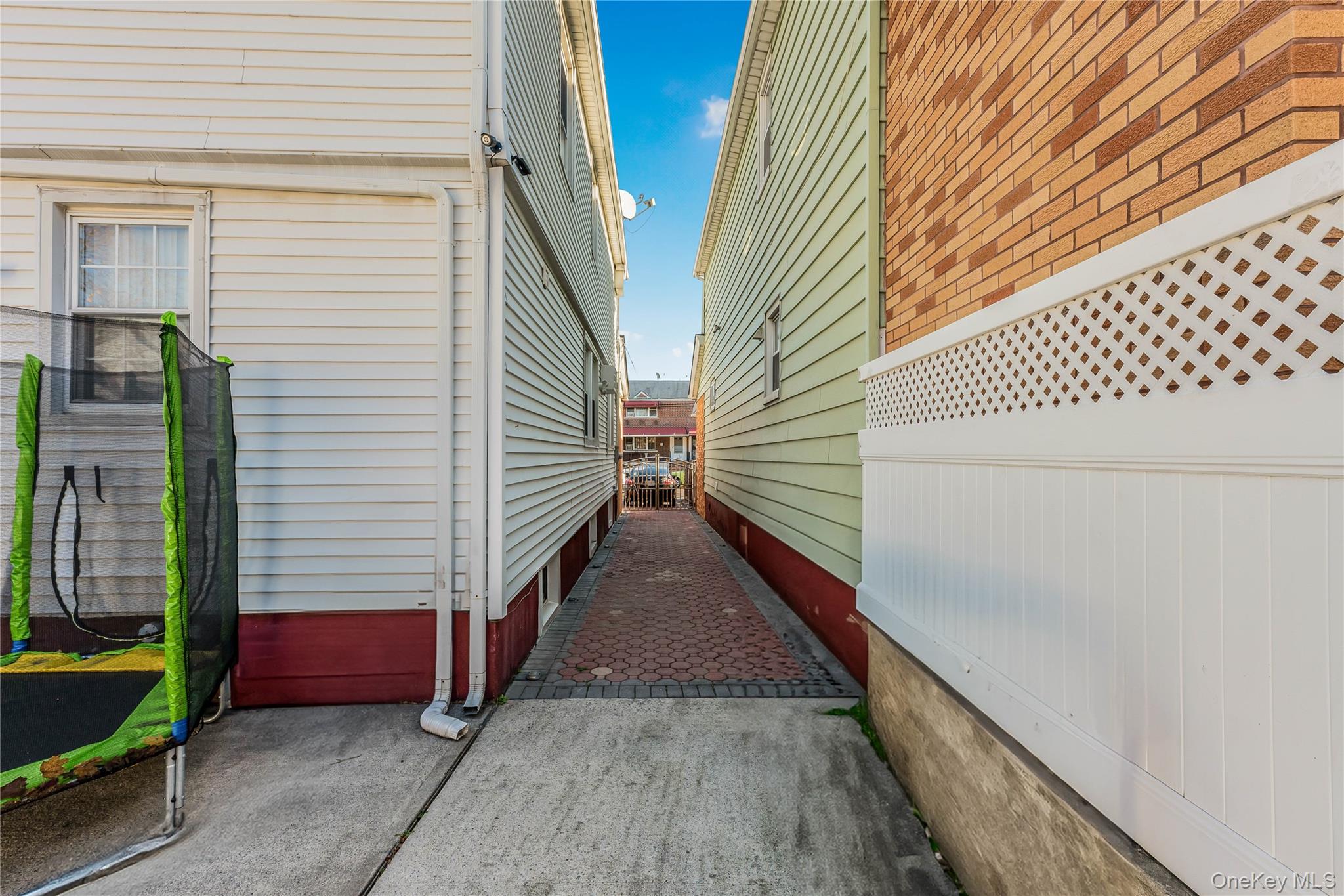 #20 photo, 130-10 121st Street, كوينز South Ozone Park , NY 11420