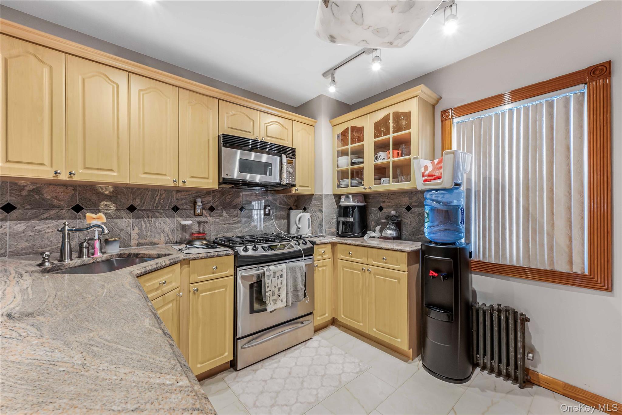 #6 photo, 130-10 121st Street, كوينز South Ozone Park , NY 11420