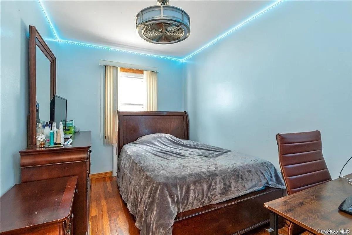 #7 photo, 59 W Fenimore Street, Valley Stream , NY 11580