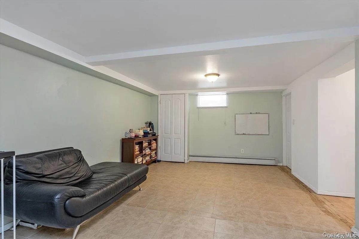 #9 photo, 59 W Fenimore Street, Valley Stream , NY 11580