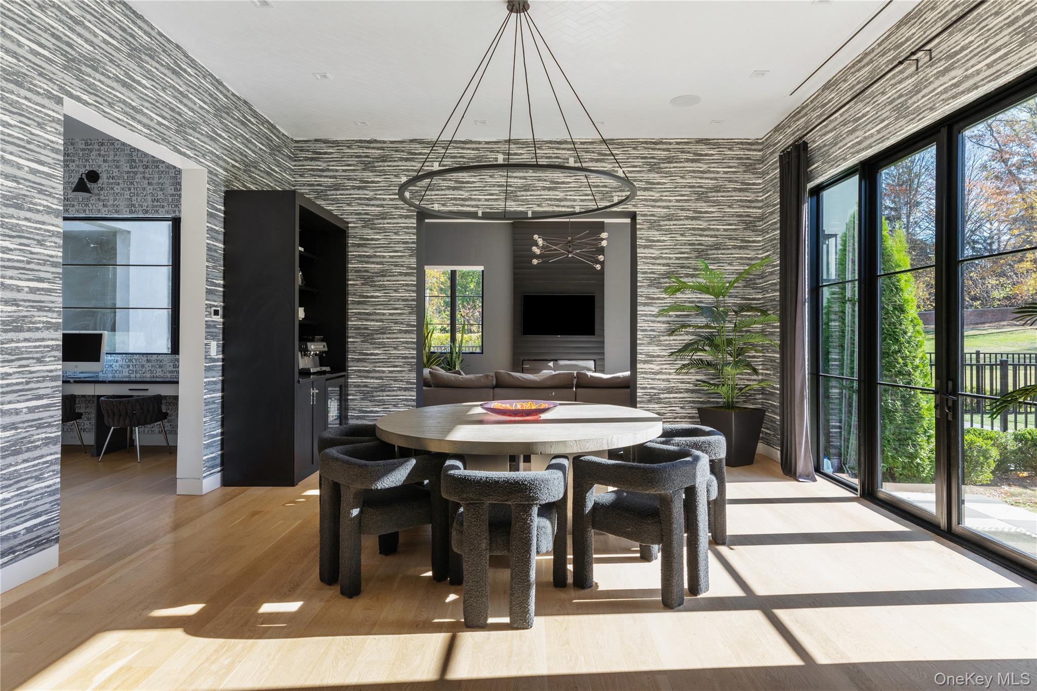 #11 photo, Lattingtown Road, Locust Valley , NY 11560