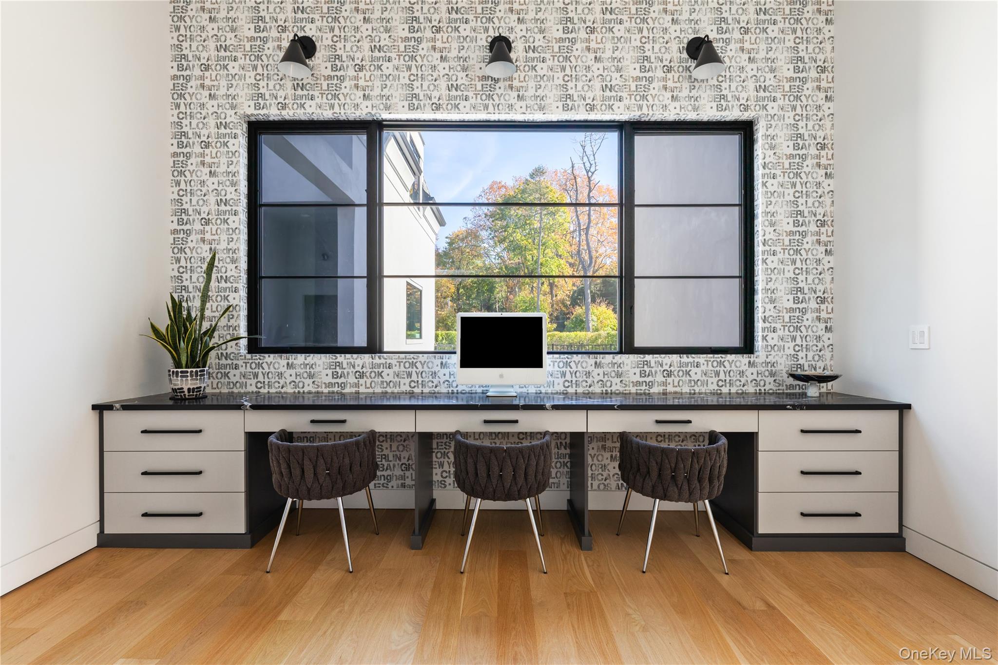 #18 photo, Lattingtown Road, Locust Valley , NY 11560