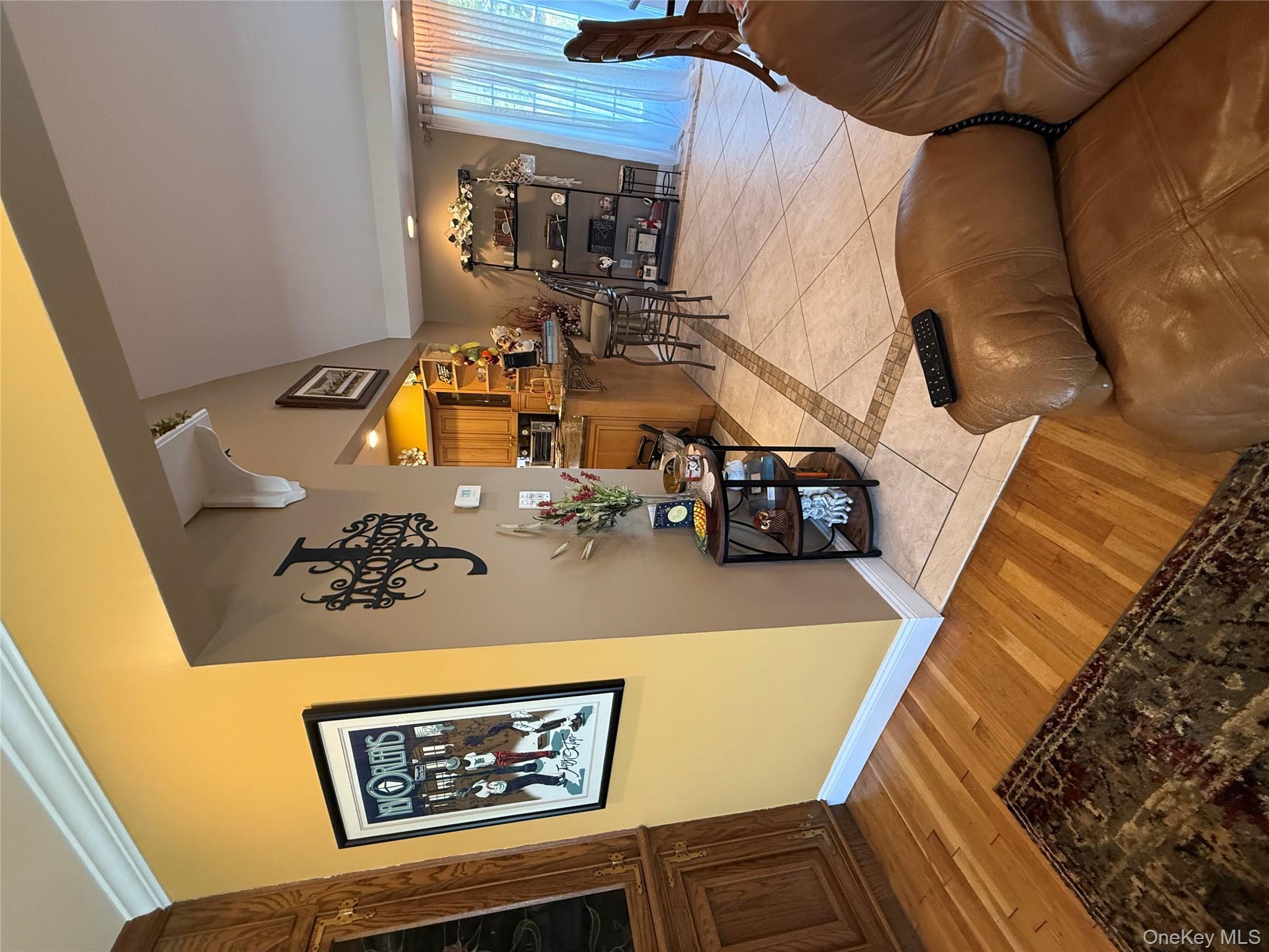 #15 photo, 6 Lee Place, Old Bethpage , NY 11804