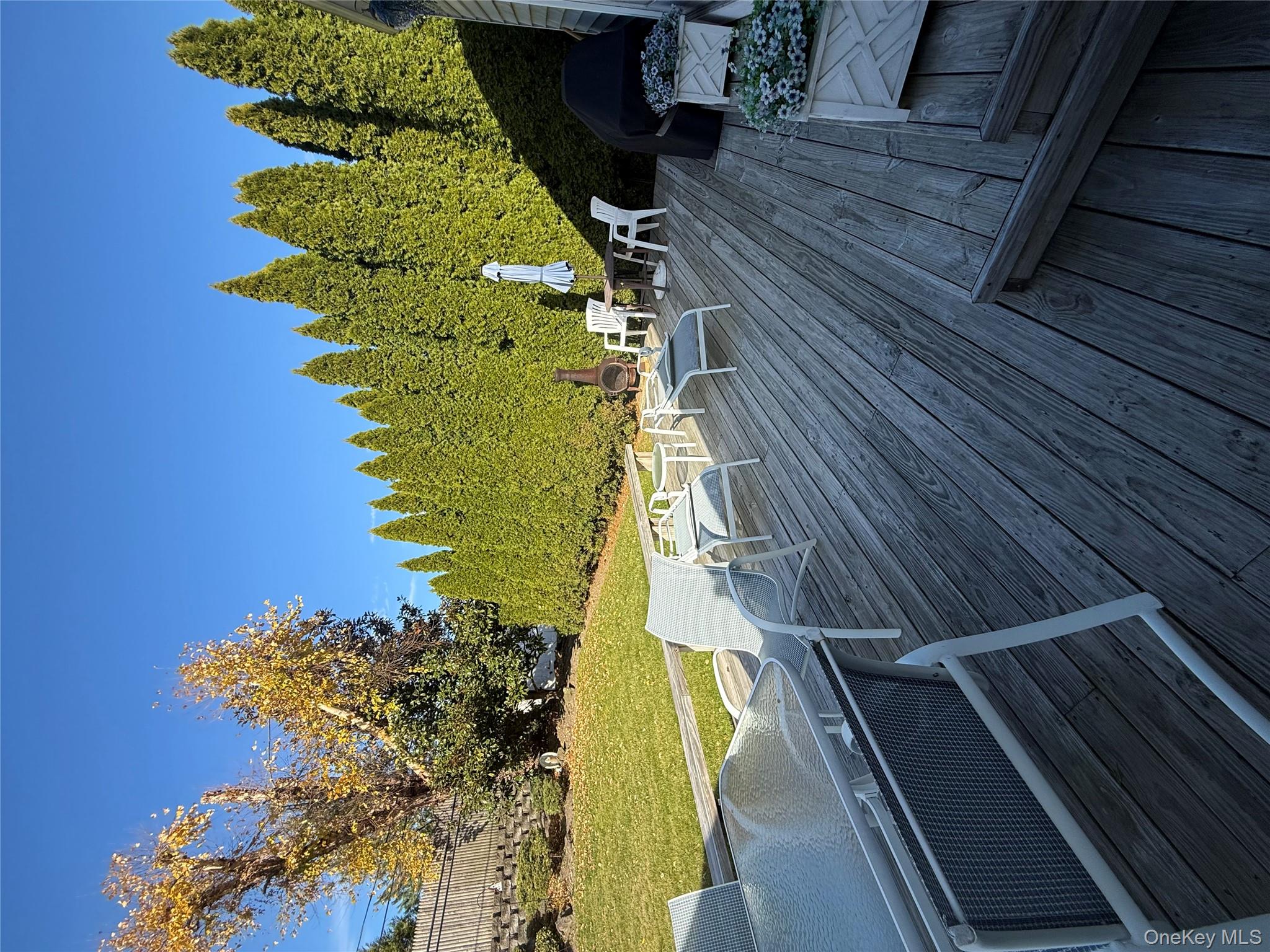 #19 photo, 6 Lee Place, Old Bethpage , NY 11804