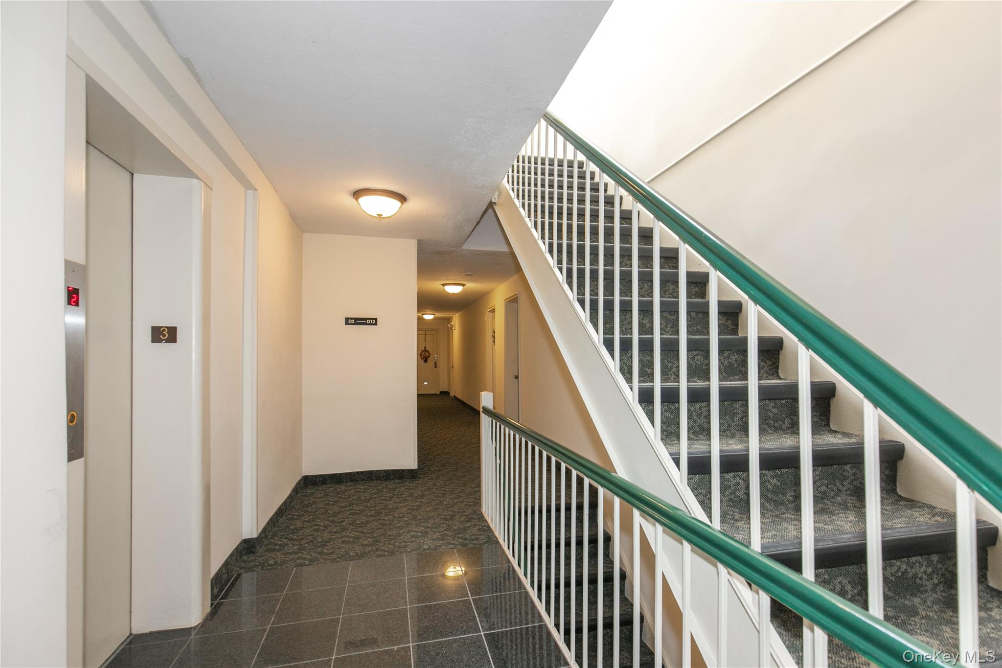 #14 photo, 15 Canterbury Road, Great Neck , NY 11021