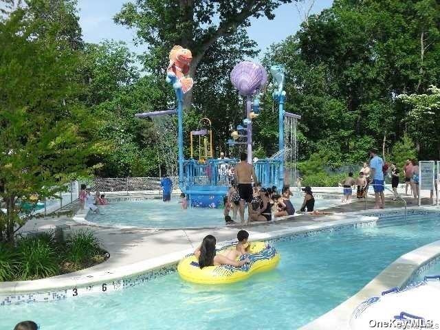 #20 photo, 15 Canterbury Road, Great Neck , NY 11021