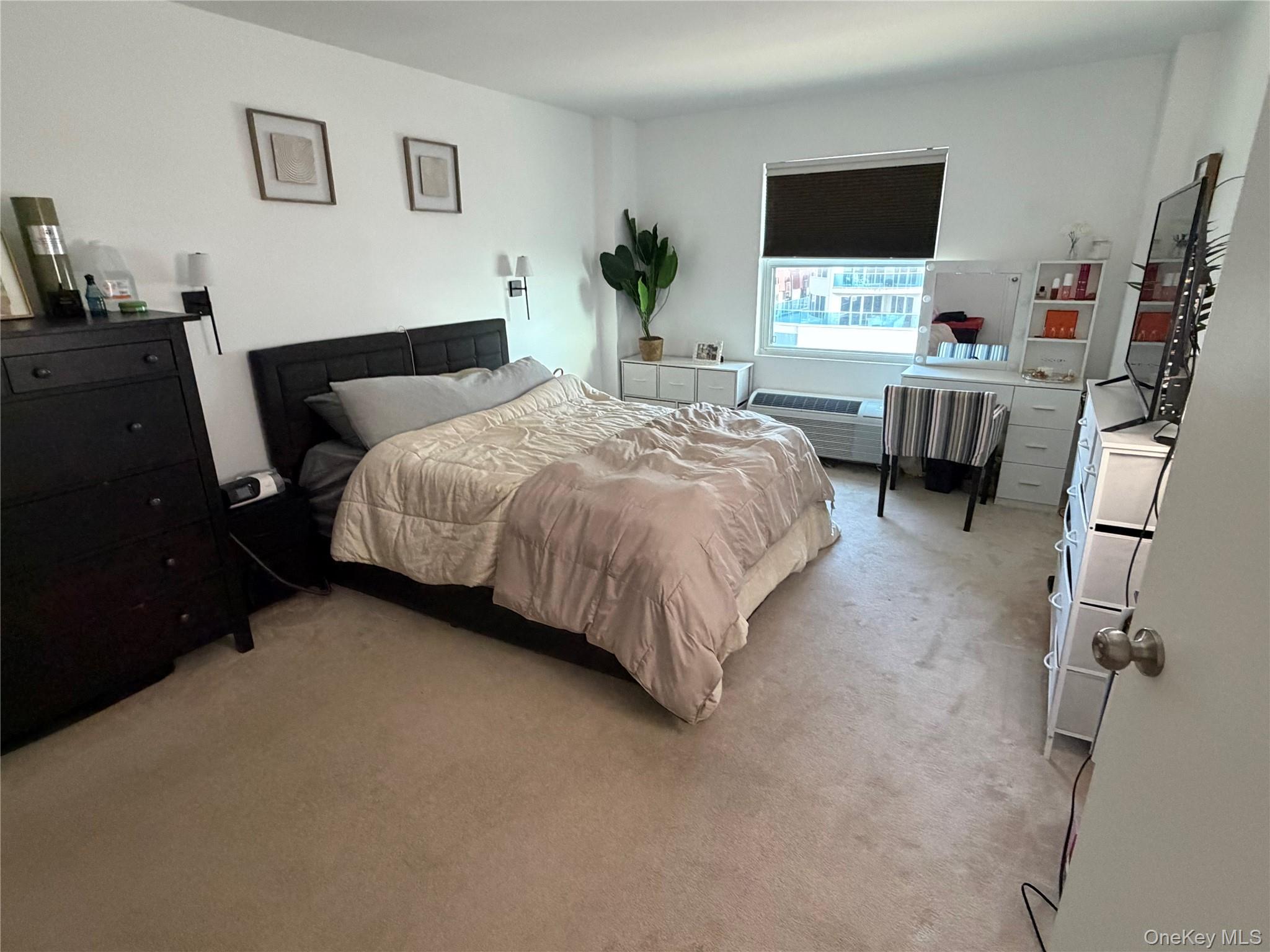 #17 photo, 360 Shore Road, Long Beach , NY 11561