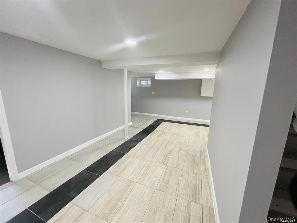 #11 photo, 200 Hicksville Road, Seaford , NY 11783