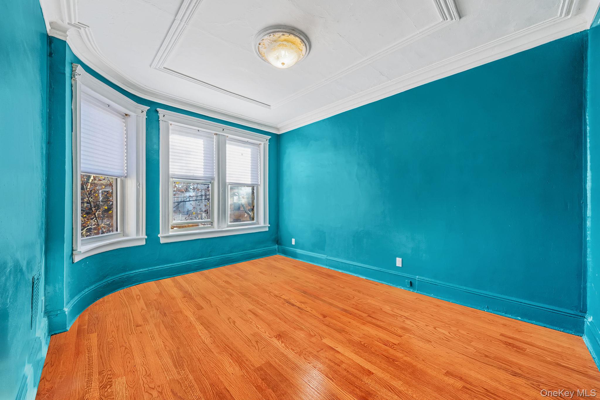 #10 photo, 7935 77th Avenue, Glendale , NY 11385