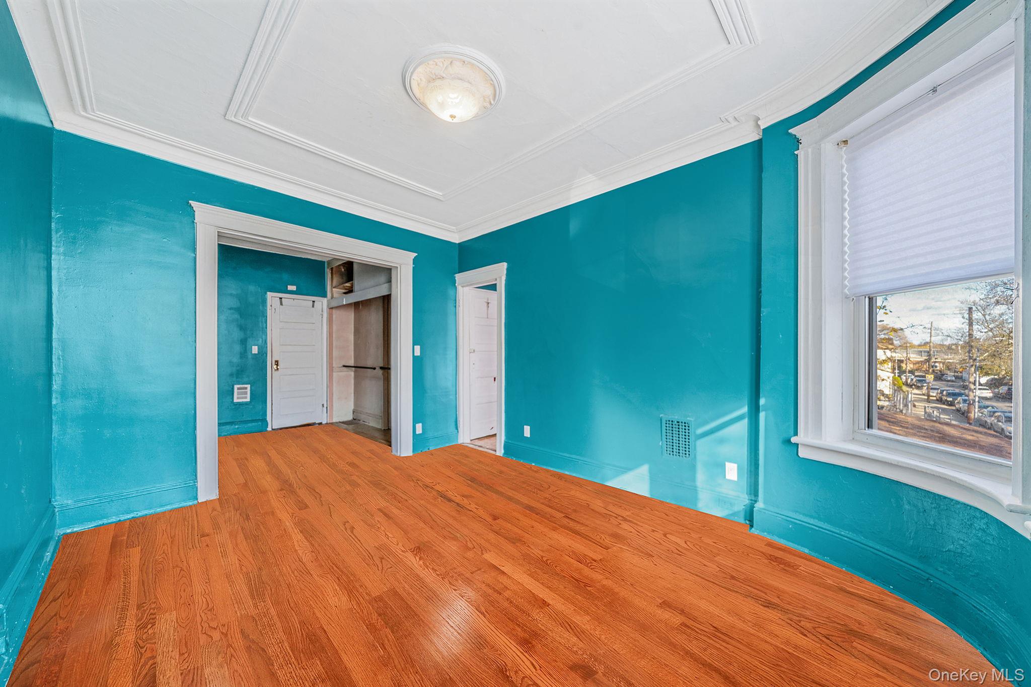 #11 photo, 7935 77th Avenue, Glendale , NY 11385