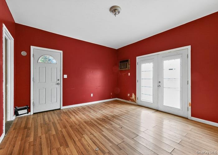 #15 photo, 48 E Rogues Path, Huntington Station , NY 11746