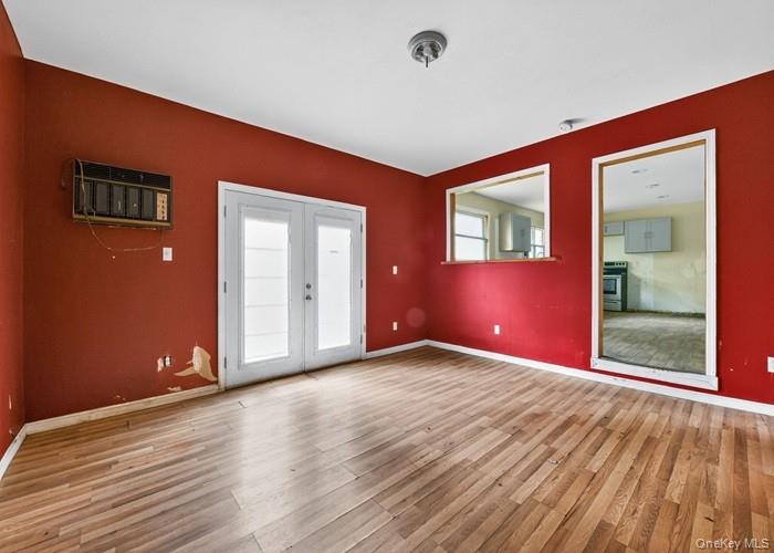 #16 photo, 48 E Rogues Path, Huntington Station , NY 11746