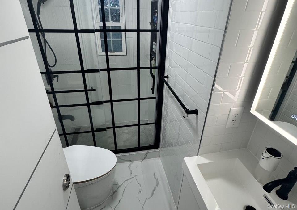 #12 photo, 20015 33rd Avenue, Bayside , NY 11361