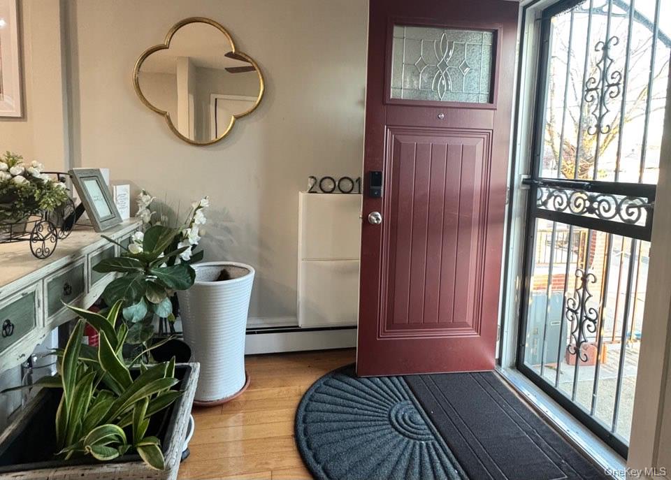 #2 photo, 20015 33rd Avenue, Bayside , NY 11361