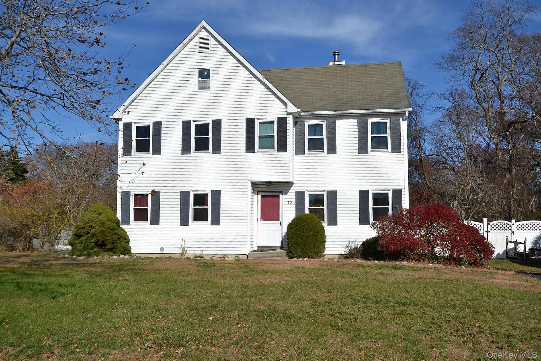 #2 photo, 72 Old Farm Road, Riverhead , NY 11901