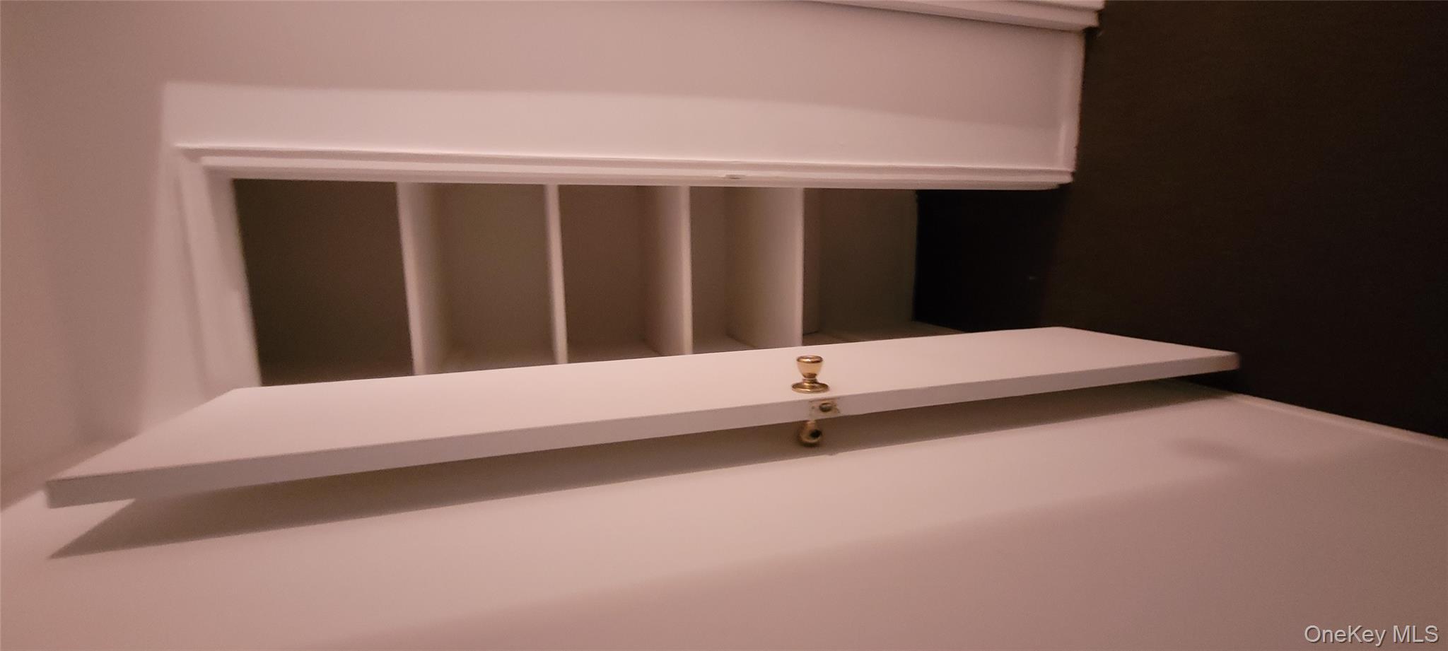 #15 photo, 2 Williamsburg Court, سوفولك Ridge , NY 11961