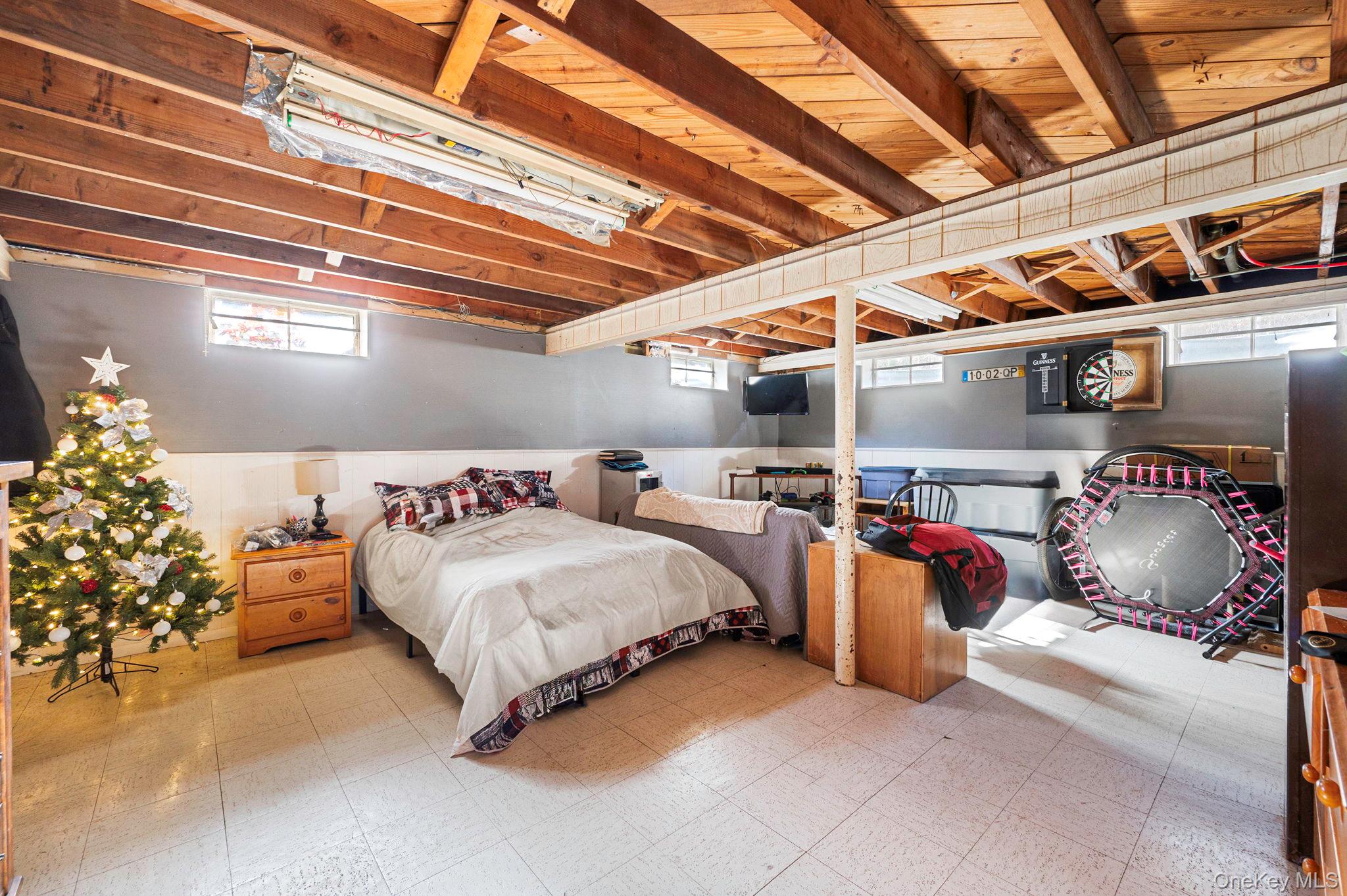 #19 photo, 54 Landview Drive, Dix Hills , NY 11746