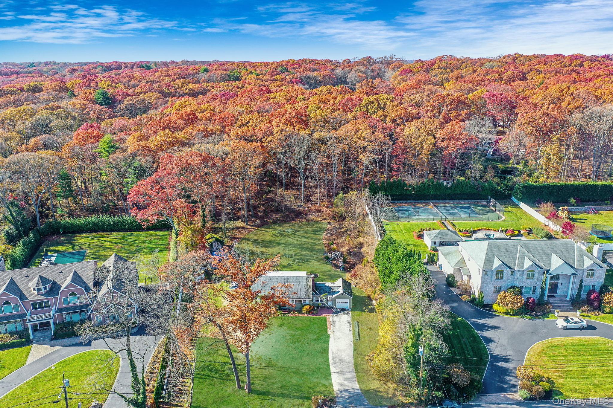 #2 photo, 54 Landview Drive, Dix Hills , NY 11746