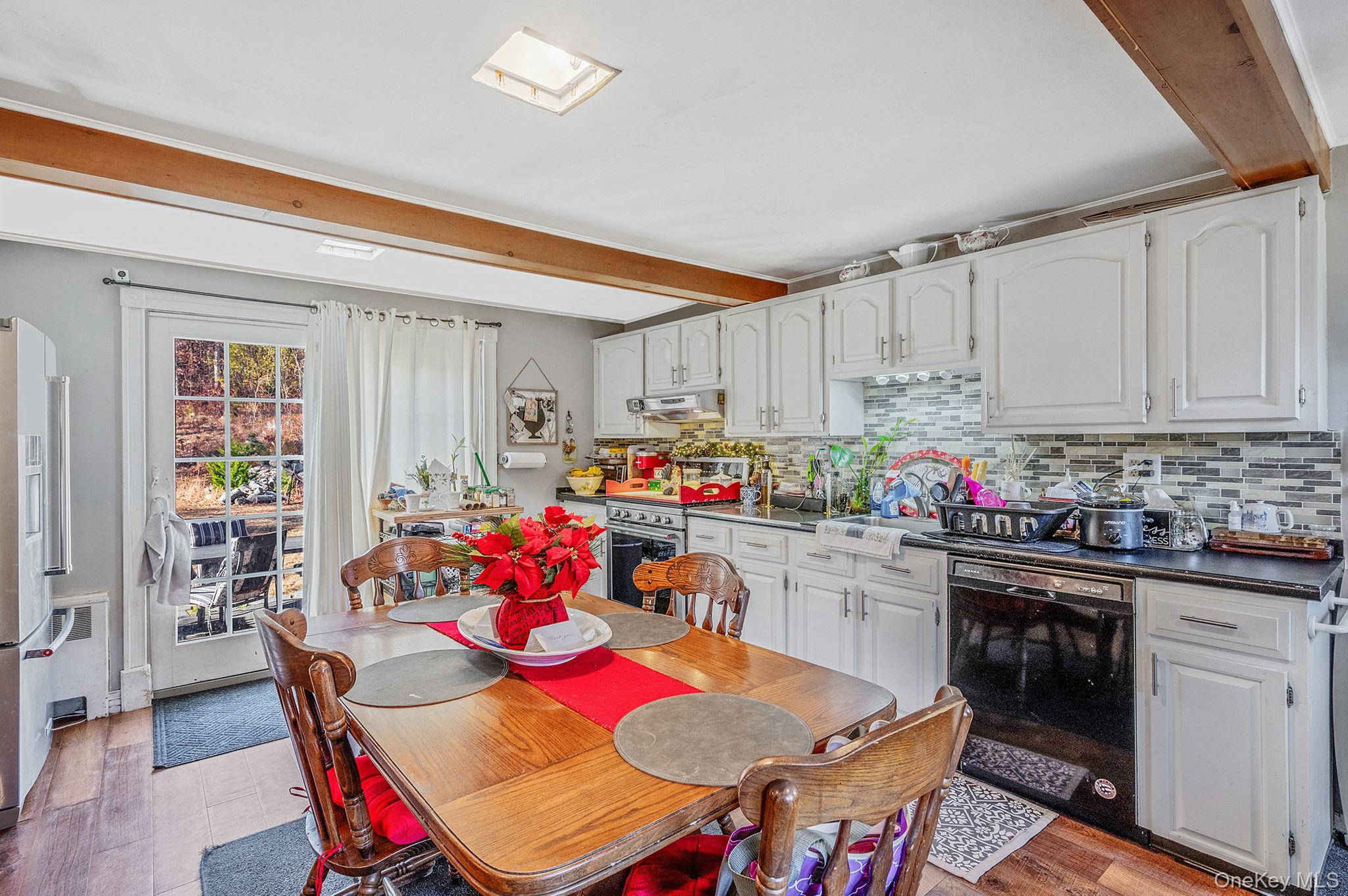 #5 photo, 54 Landview Drive, Dix Hills , NY 11746