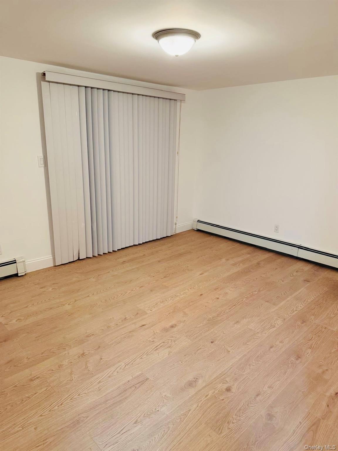 #16 photo, 58 Hauppauge Road, Hauppauge , NY 11788