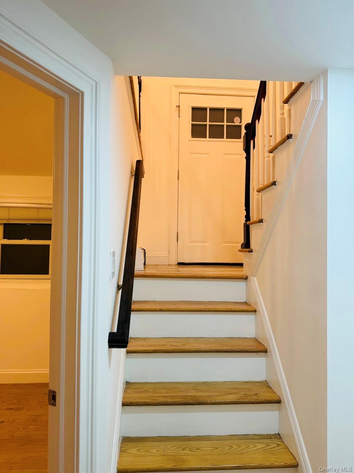 #17 photo, 58 Hauppauge Road, Hauppauge , NY 11788