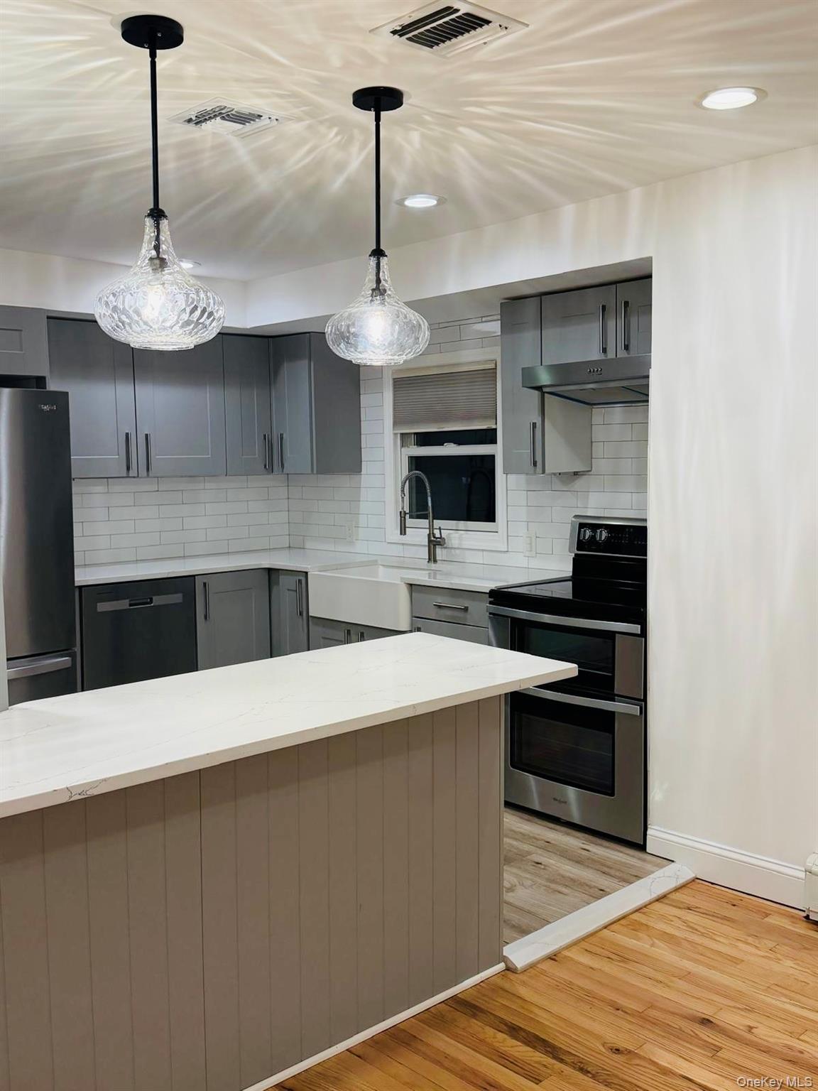 #2 photo, 58 Hauppauge Road, Hauppauge , NY 11788