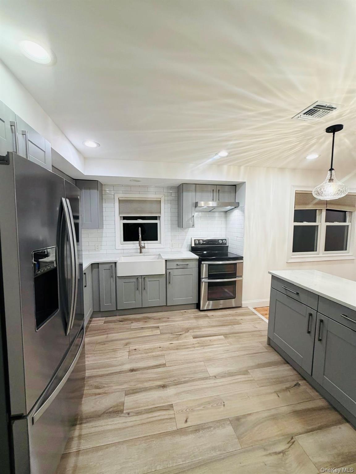 #5 photo, 58 Hauppauge Road, Hauppauge , NY 11788