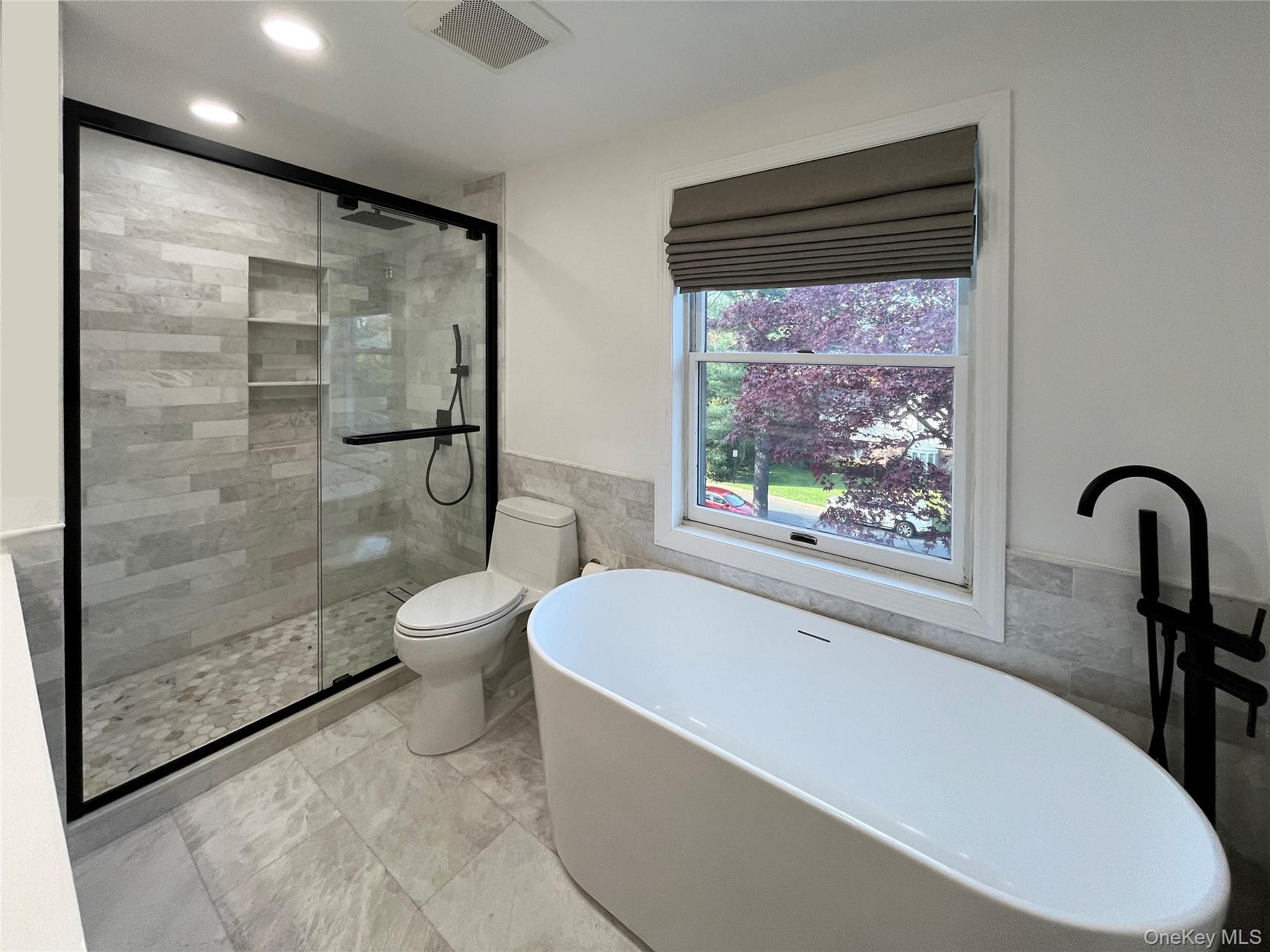 #12 photo, 146 Quaker Ridge Road, Manhasset , NY 11030