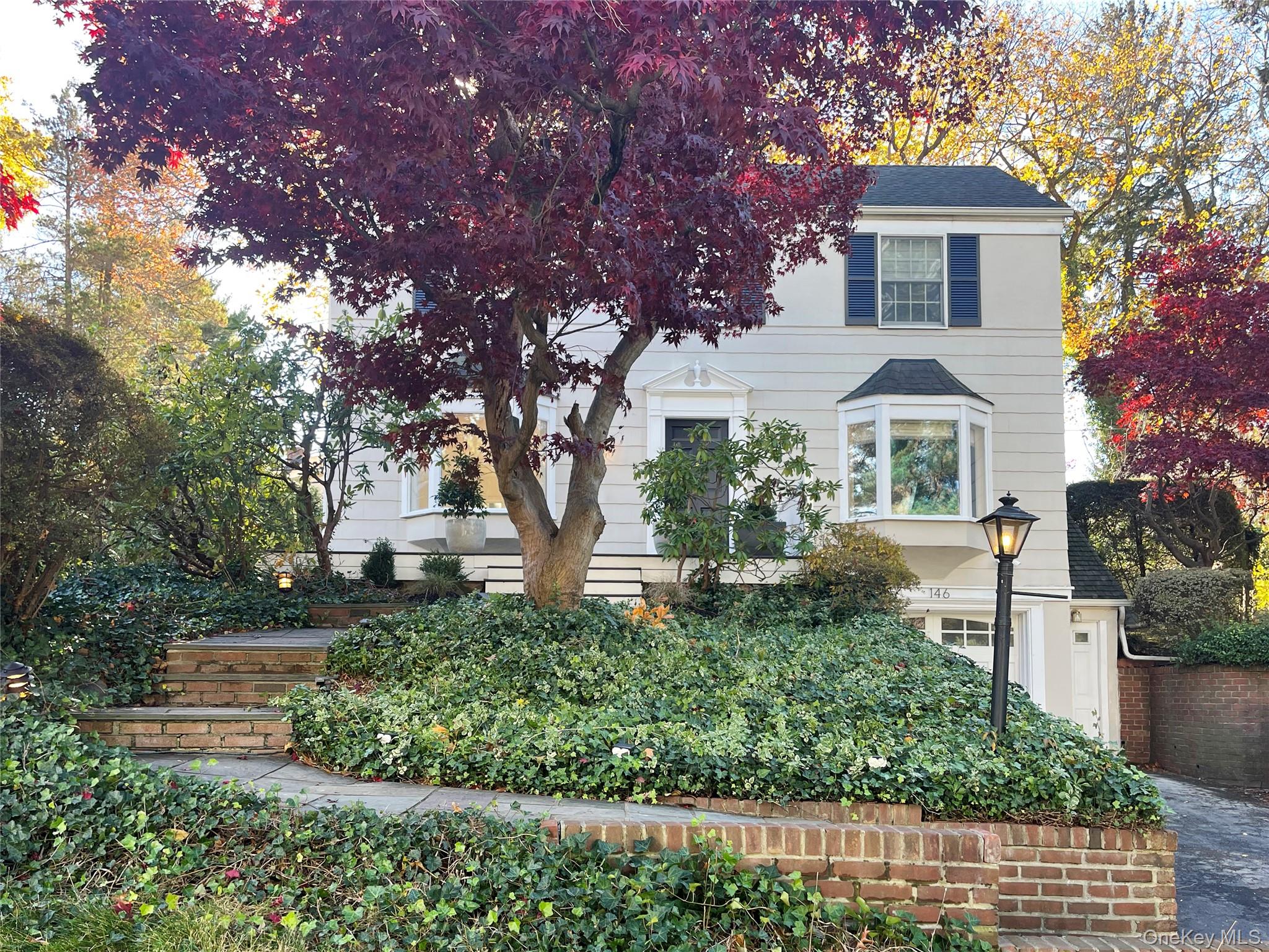 #3 photo, 146 Quaker Ridge Road, Manhasset , NY 11030