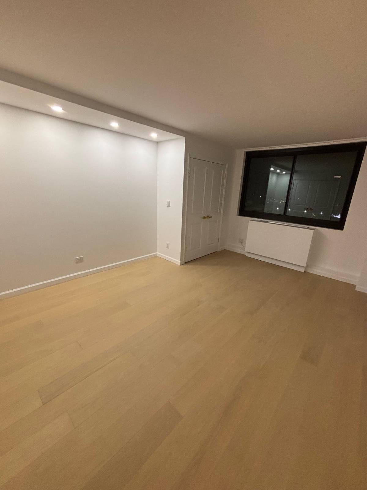 #10 photo, 1 Bay Club Dr, Bayside , NY 11360