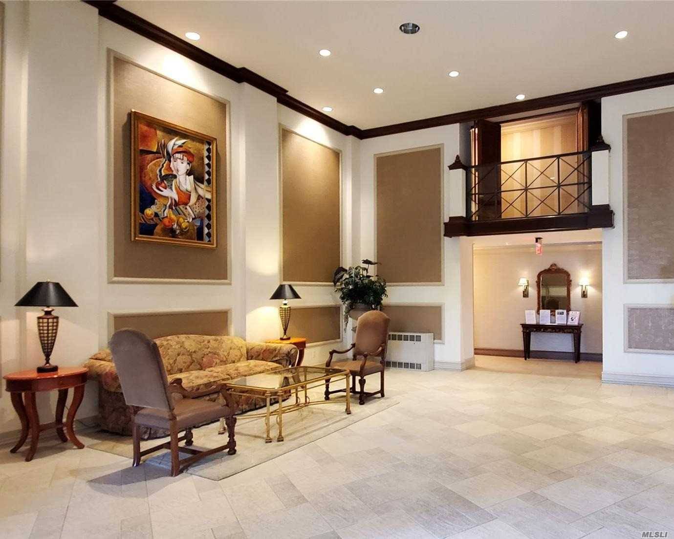 #17 photo, 1 Bay Club Dr, Bayside , NY 11360