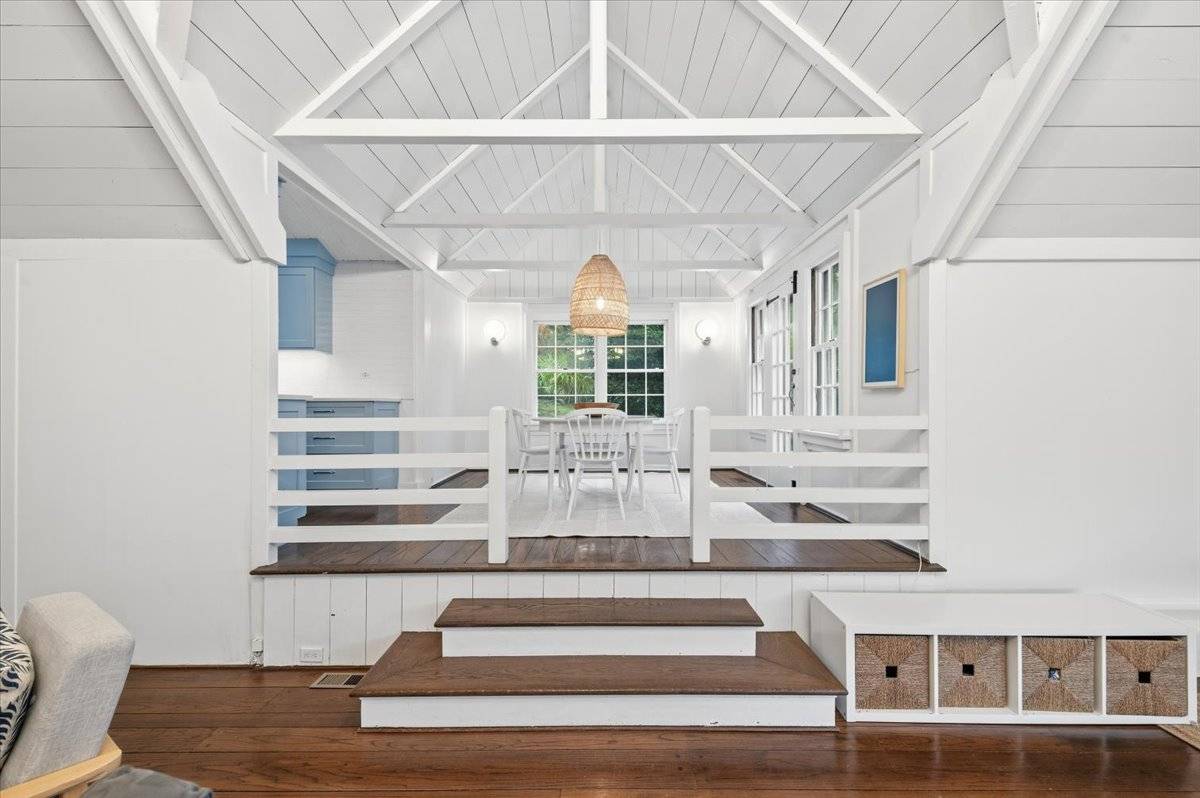 #12 photo, 17 OCEAN VIEW AVE, Southampton , NY 11968