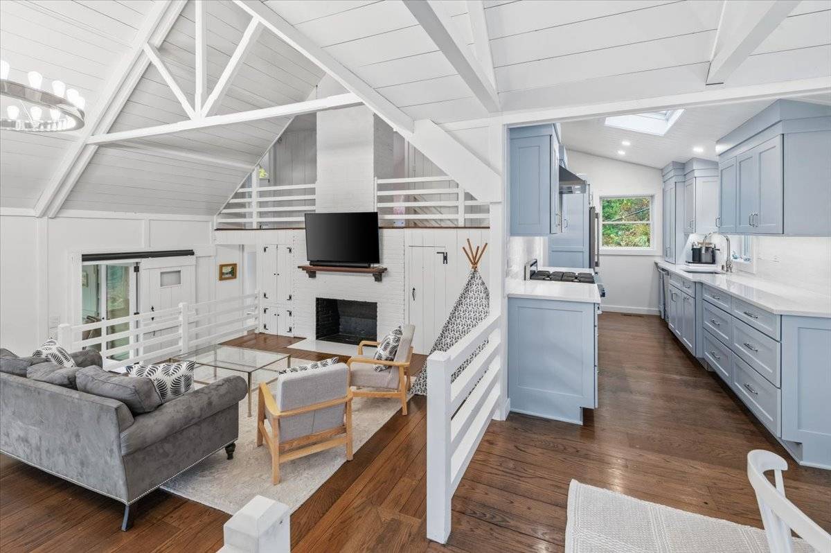 #17 photo, 17 OCEAN VIEW AVE, Southampton , NY 11968