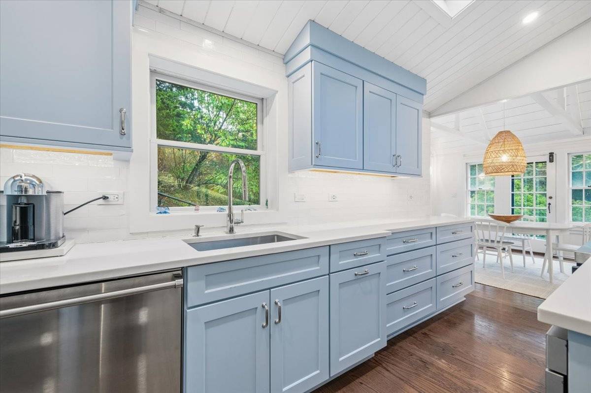 #22 photo, 17 OCEAN VIEW AVE, Southampton , NY 11968