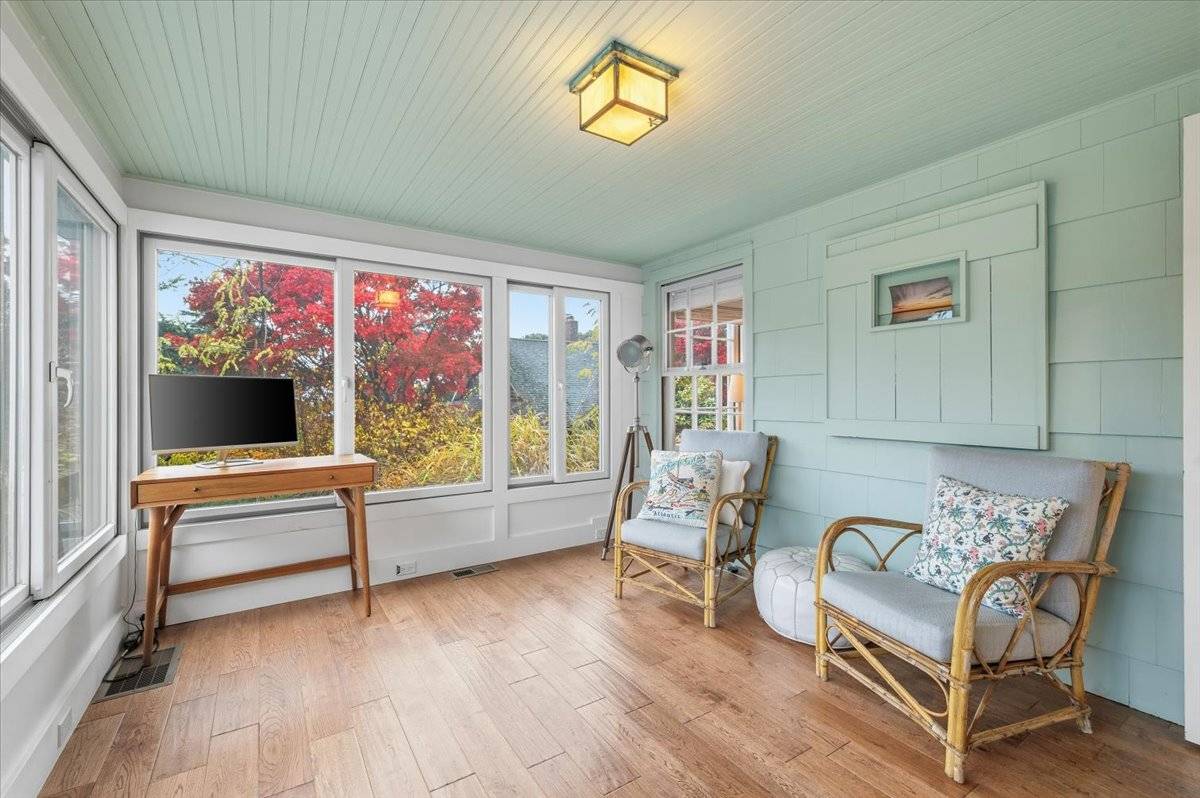 #25 photo, 17 OCEAN VIEW AVE, Southampton , NY 11968