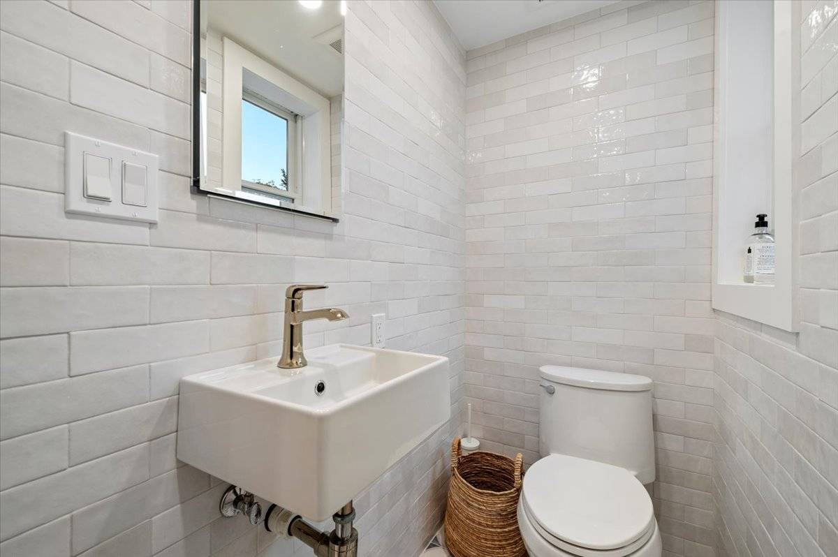 #34 photo, 17 OCEAN VIEW AVE, Southampton , NY 11968